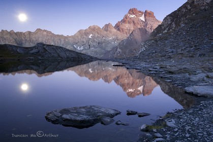Lever de lune au lac Clot Sablé© Duncan MacArthur