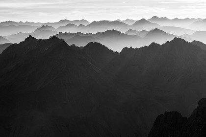 Cimes depuis le refuge de l'Aigle©Pierre Barrot