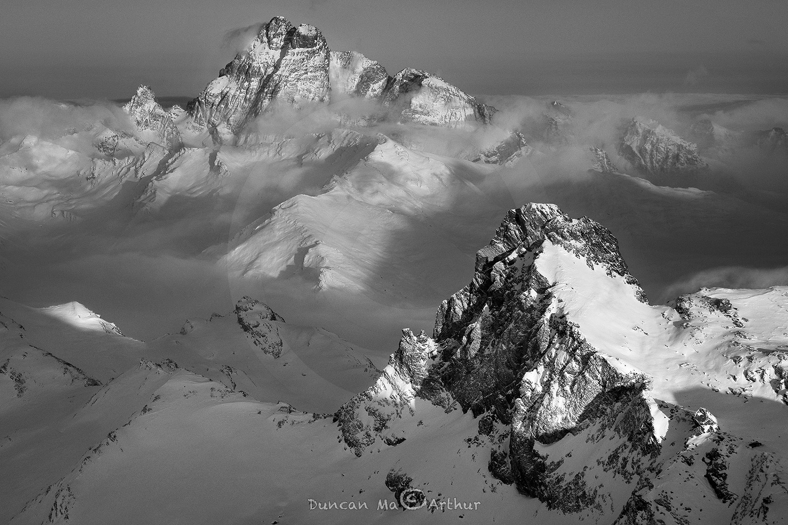 La tête des Toillies et le mont Viso vus du ciel© Duncan MacArthur