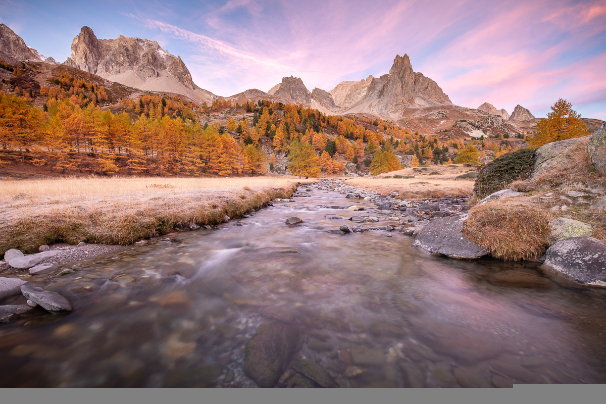 La Clarée et ses montagnes- lever de soleil automnal©Pierre Barrot