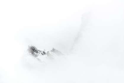 Sommet dans la Brume© Duncan MacArthur