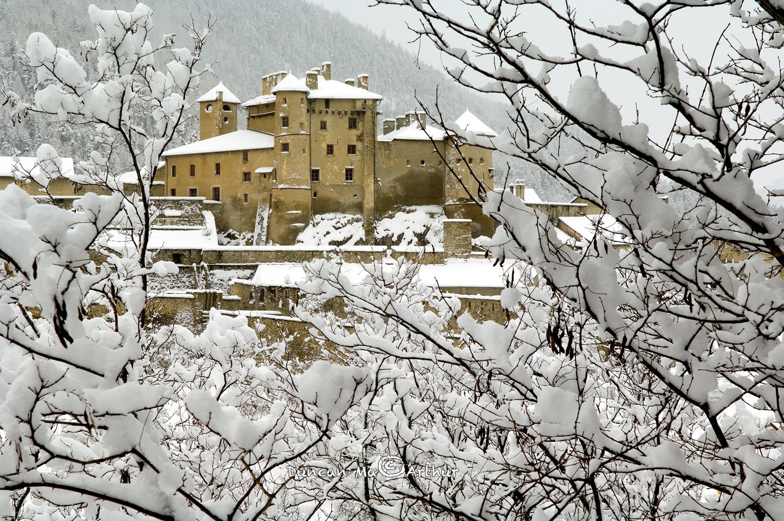 Château Queyras © Duncan MacArthur